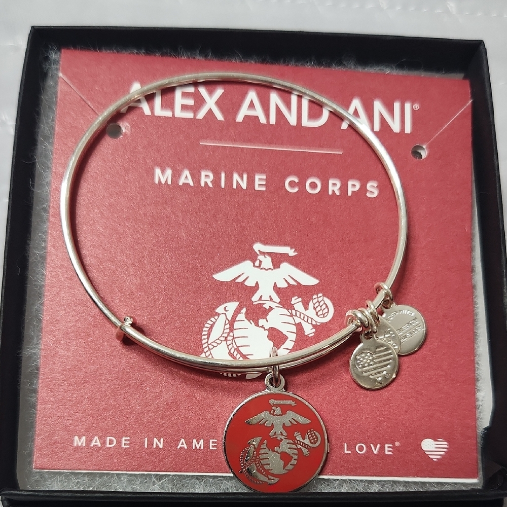 🎉 2 for $20 🎉Alex and Ani Silver Bracelet with Red Marine Corps Charm